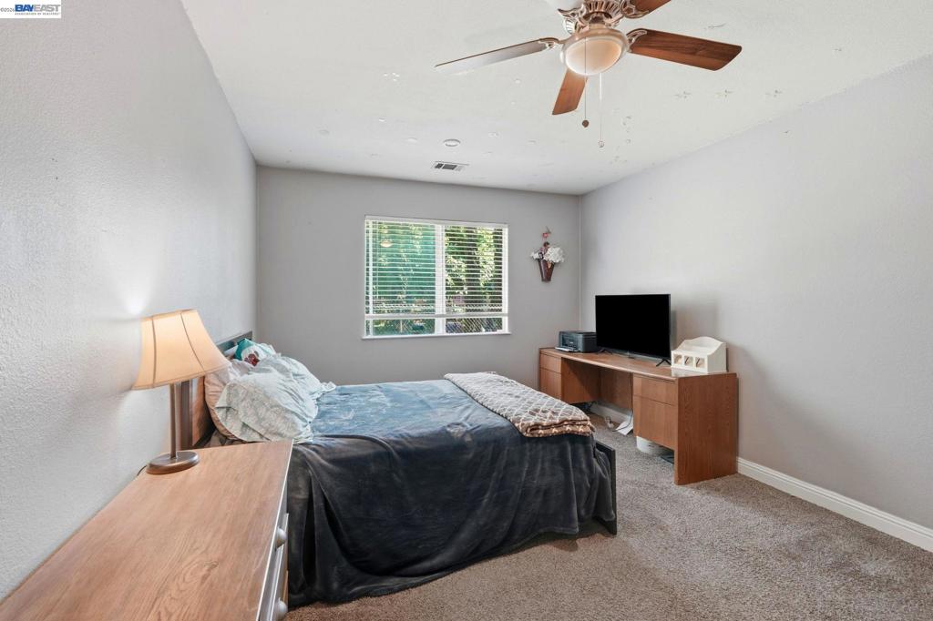10378 S Priest Property Photo 26