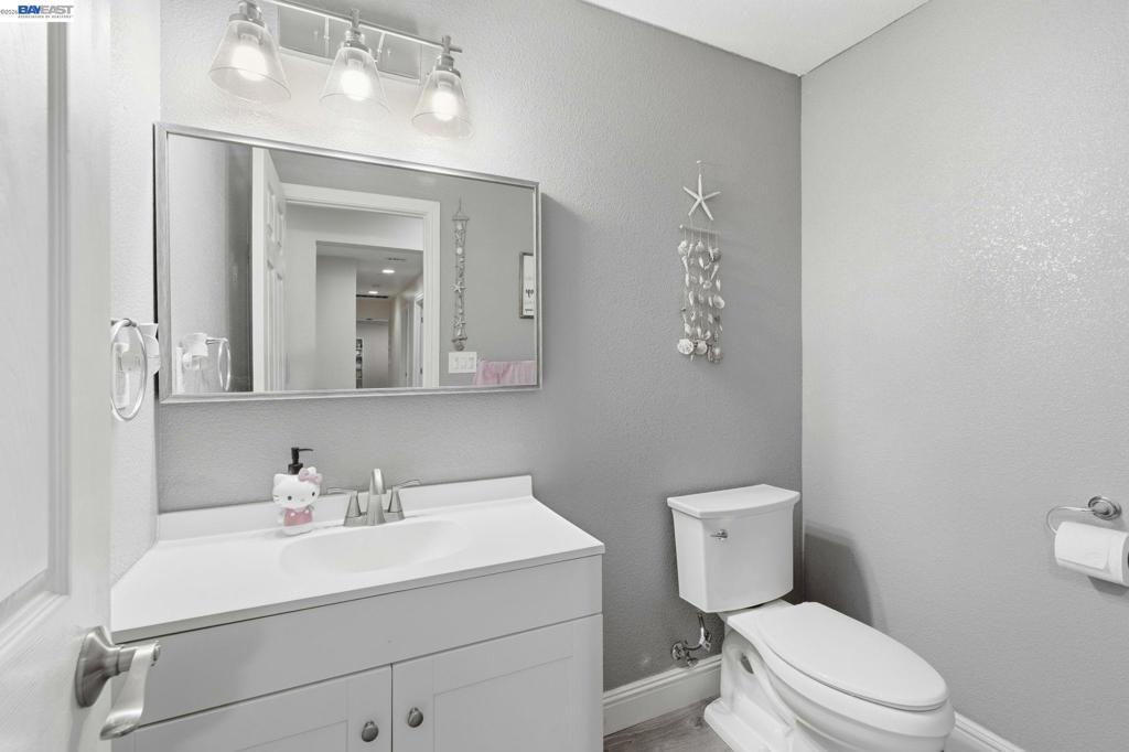 10378 S Priest Property Photo 33