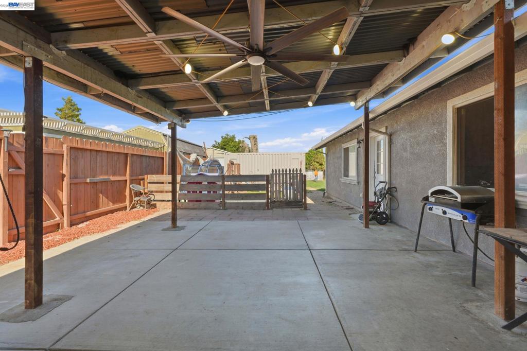 10378 S Priest Property Photo 35