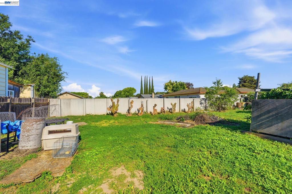 10378 S Priest Property Photo 42