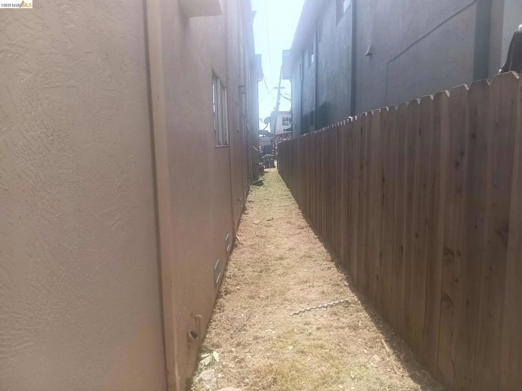3434 California St Property Photo 6