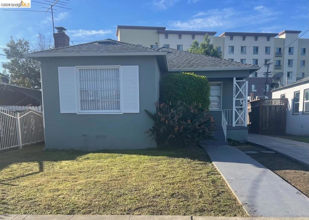 1626 104th Ave Property Photo 1