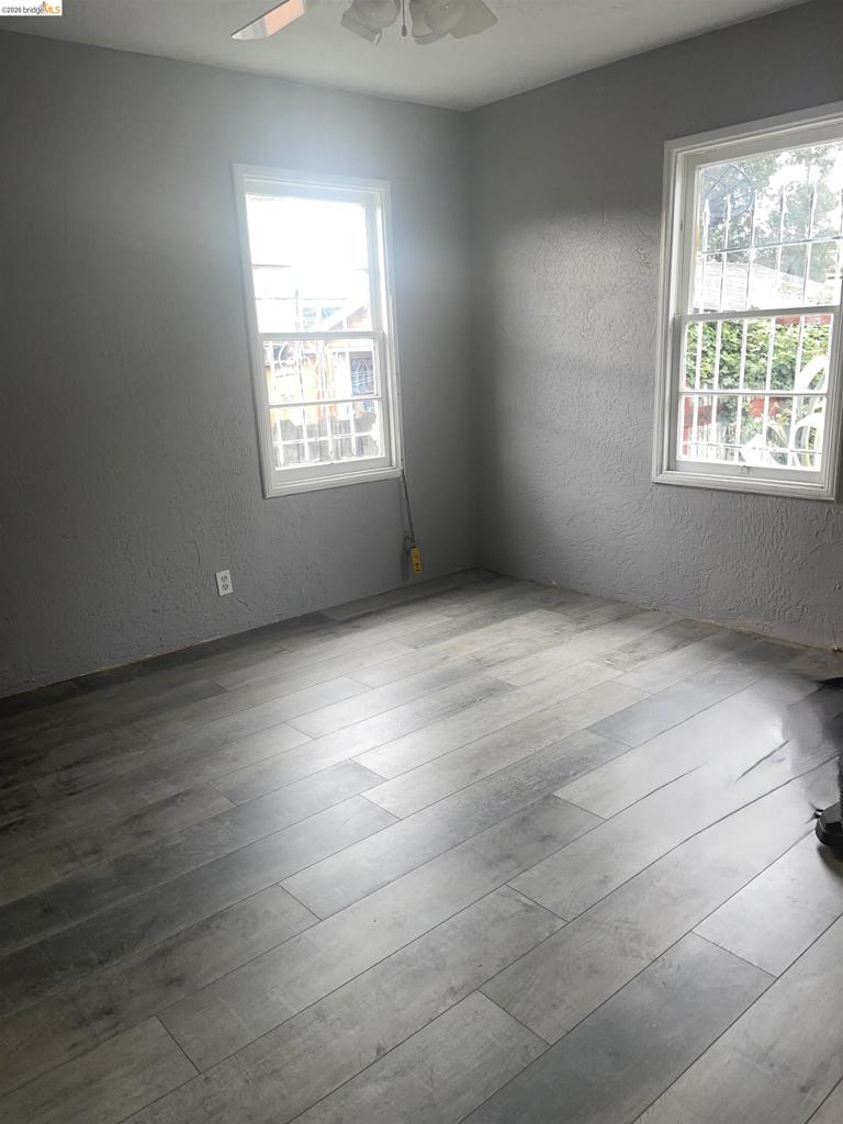 1626 104th Ave Property Photo 8