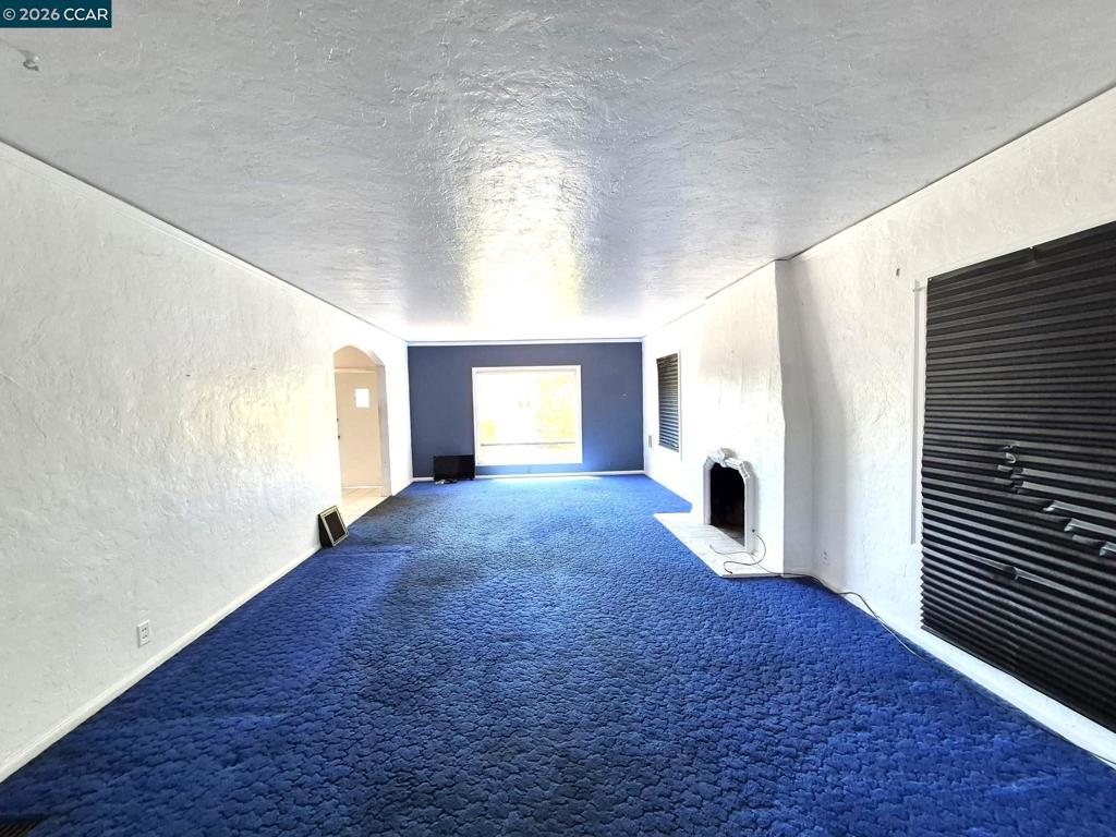 826 Carlston Ave Property Photo 4
