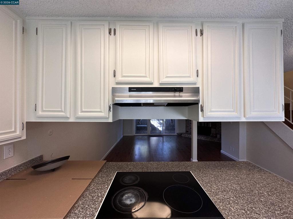 394 Ilo Ln 601 Property Photo 3