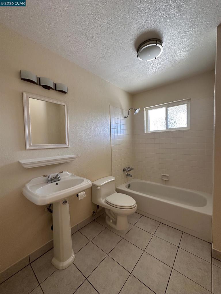 394 Ilo Ln 601 Property Photo 4