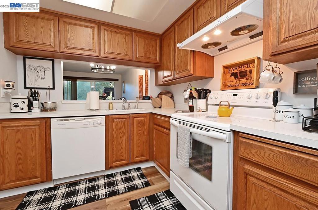 25105 Vista Greens Ct Property Photo 7