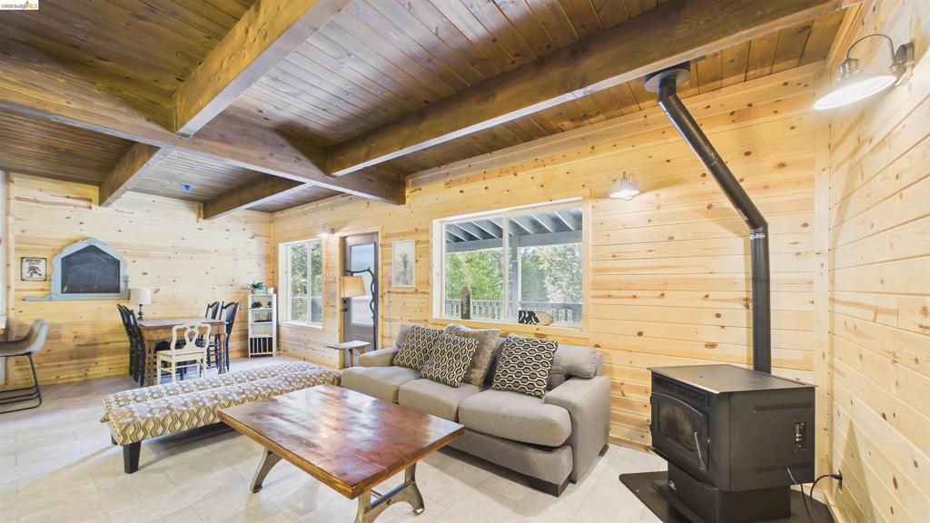 26570 Crystal Road Property Photo 11