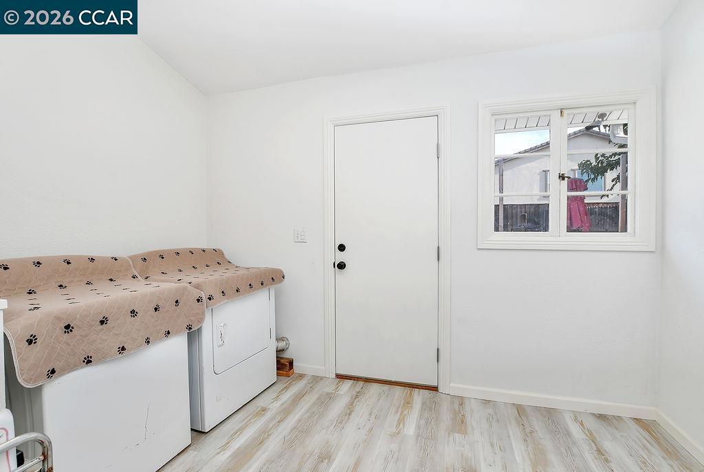 140 Raye Ave Property Photo 22