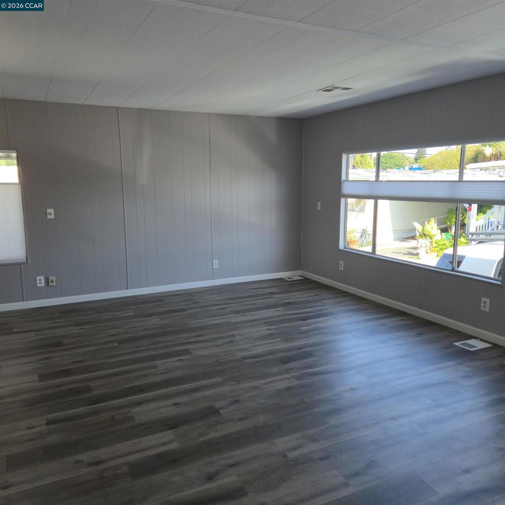16401 San Pablo Ave Property Photo 4