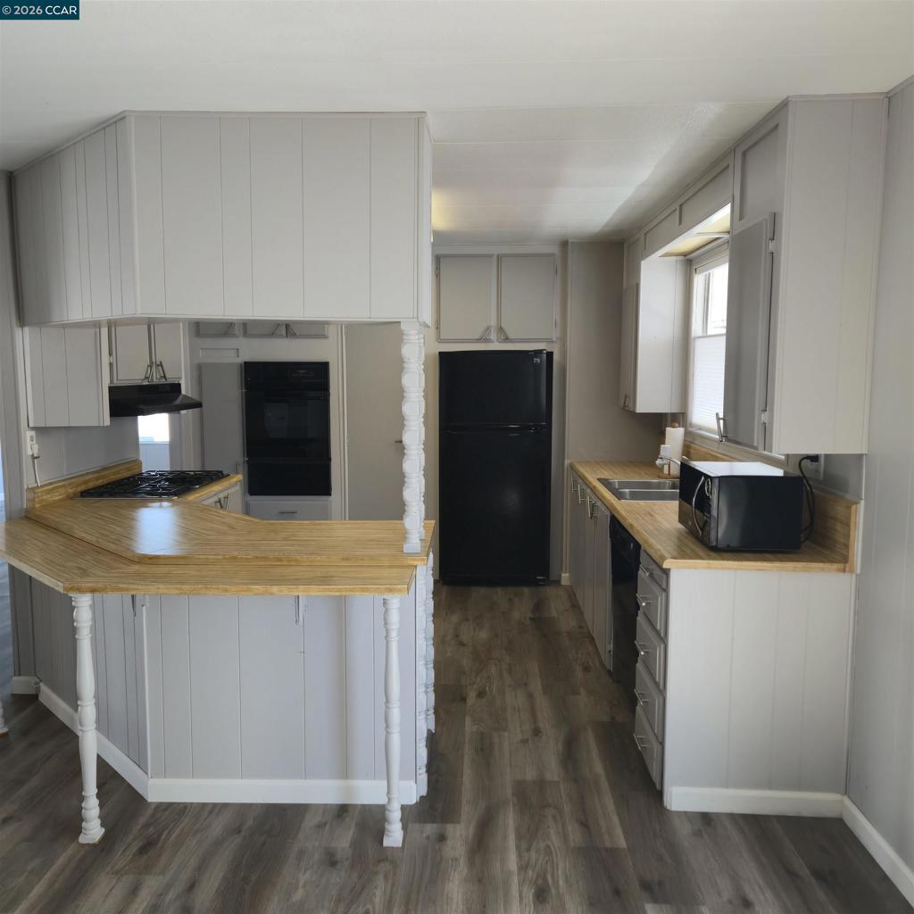 16401 San Pablo Ave Property Photo 11