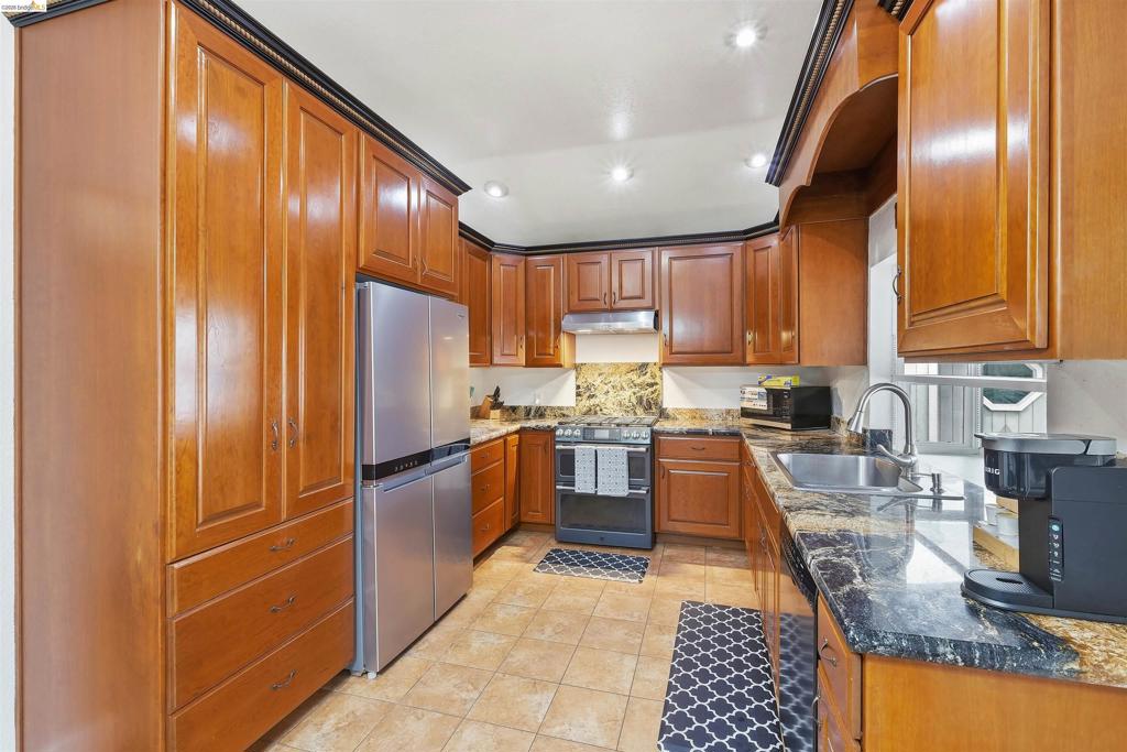 1435 Discovery Bay Blvd Property Photo 7