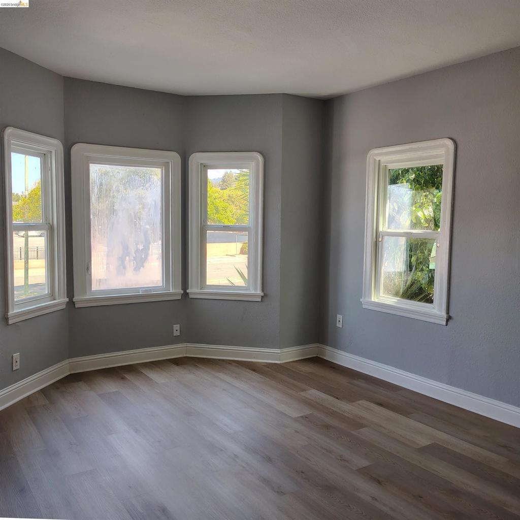 2684 73rd Avenue Property Photo 4