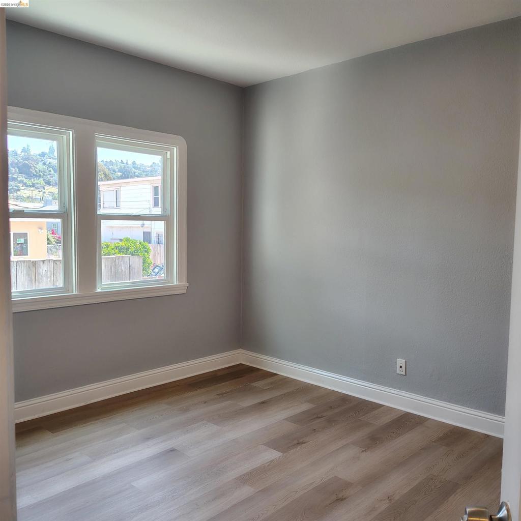 2684 73rd Avenue Property Photo 5