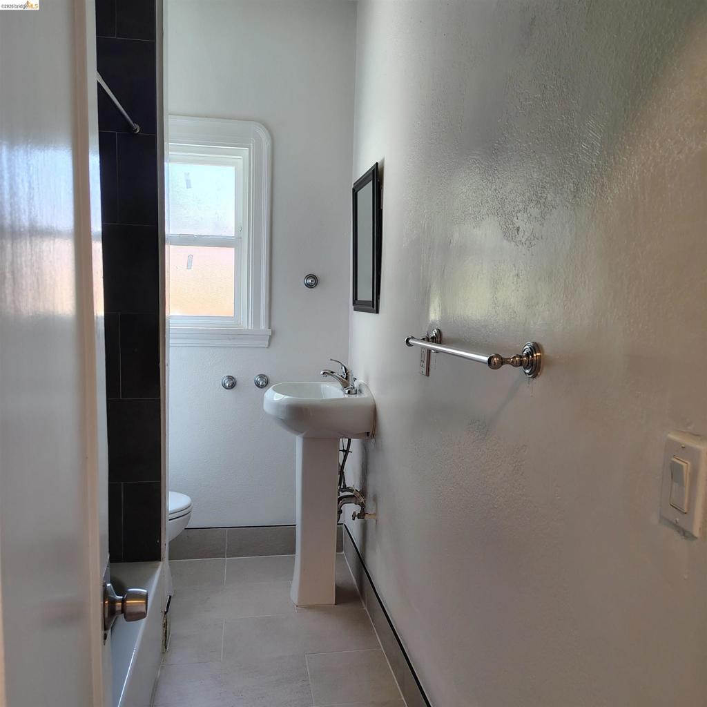 2684 73rd Avenue Property Photo 7