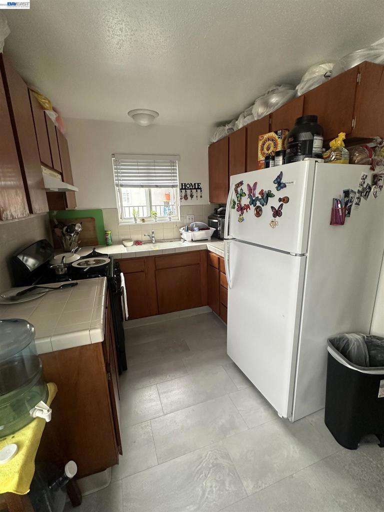 1105 Appian Ln Property Photo 8