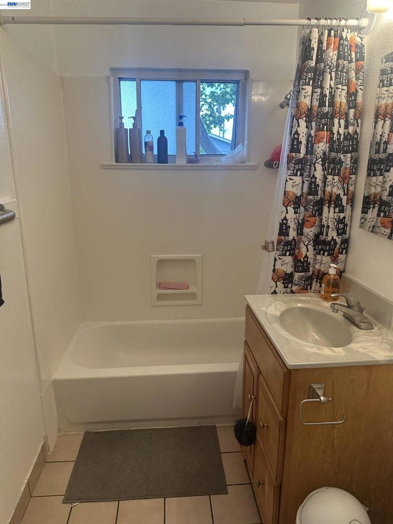 1105 Appian Ln Property Photo 13