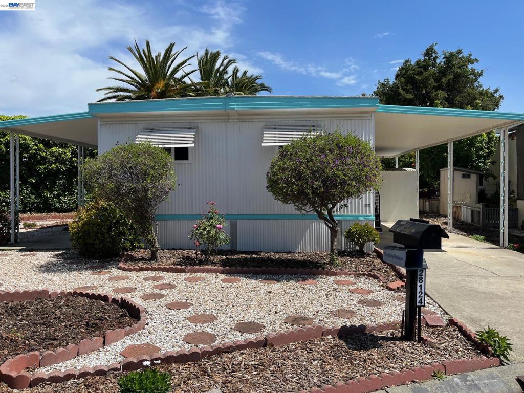 28124 Murcia St Property Photo 1