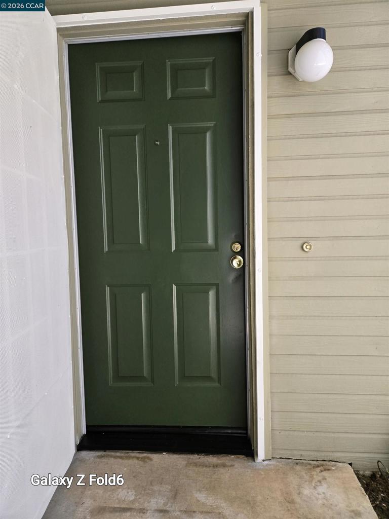 2753 East Ct Property Photo 6