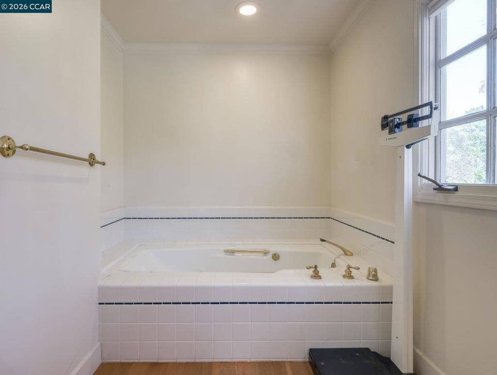 25580 Chiquito Pl Property Photo 23
