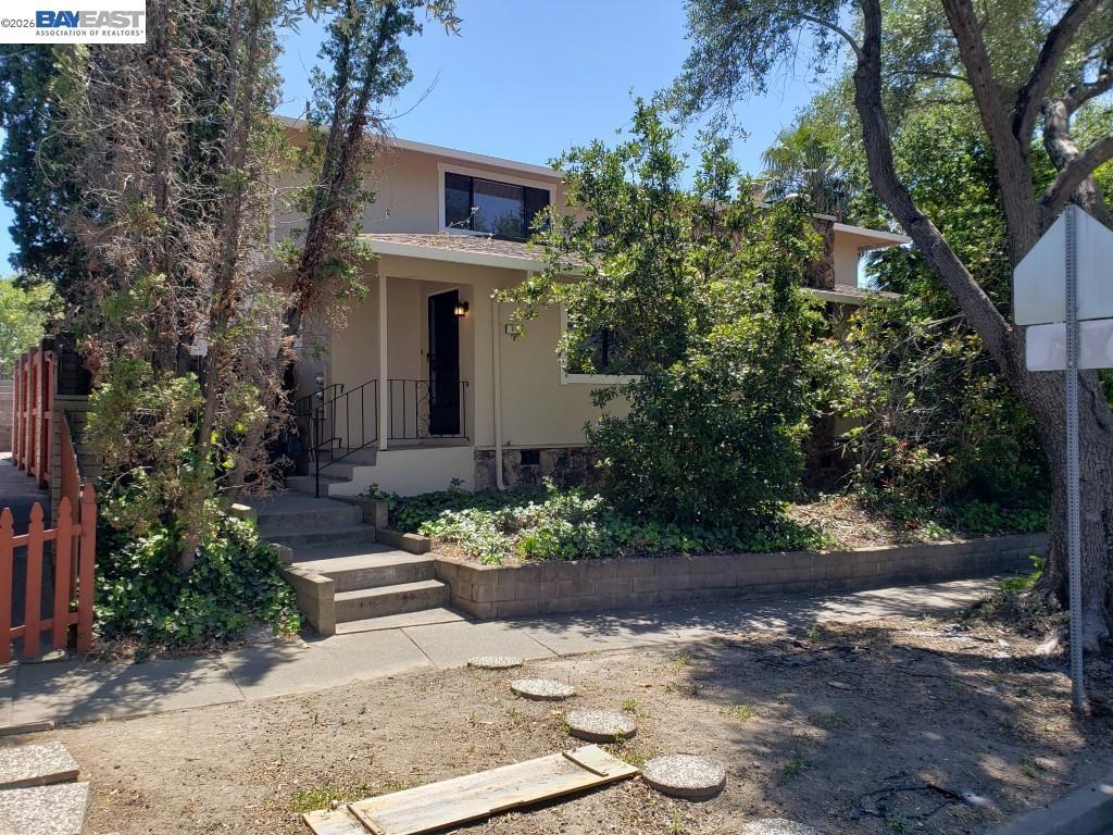 342 Washington Blvd Property Photo 1