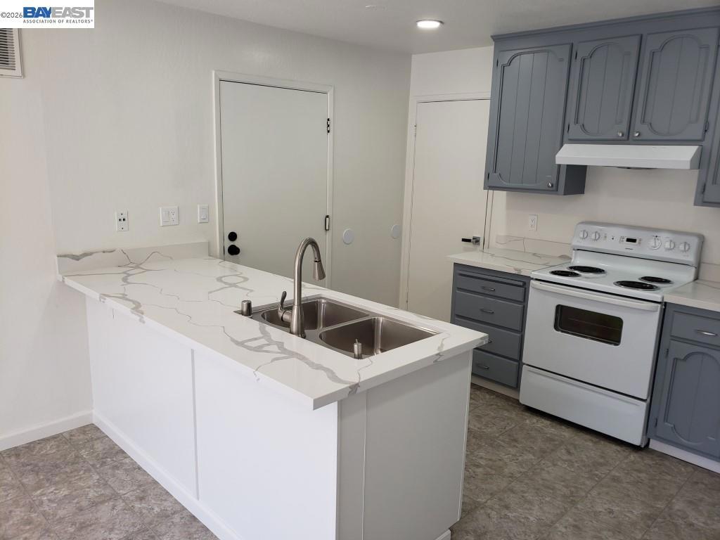 342 Washington Blvd Property Photo 4