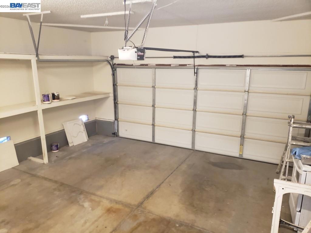 342 Washington Blvd Property Photo 5