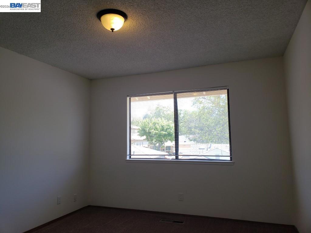 342 Washington Blvd Property Photo 6