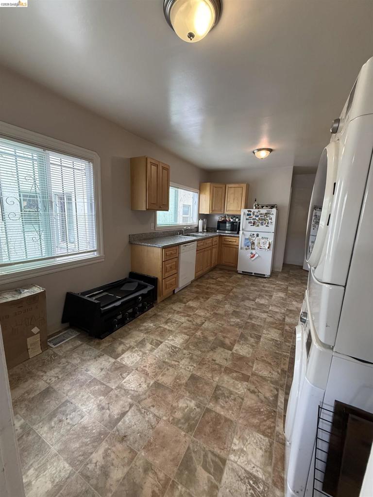 2963 62nd Property Photo 11