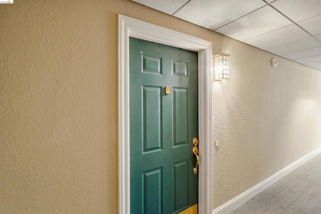 535 Pierce St 3301 Property Photo 3