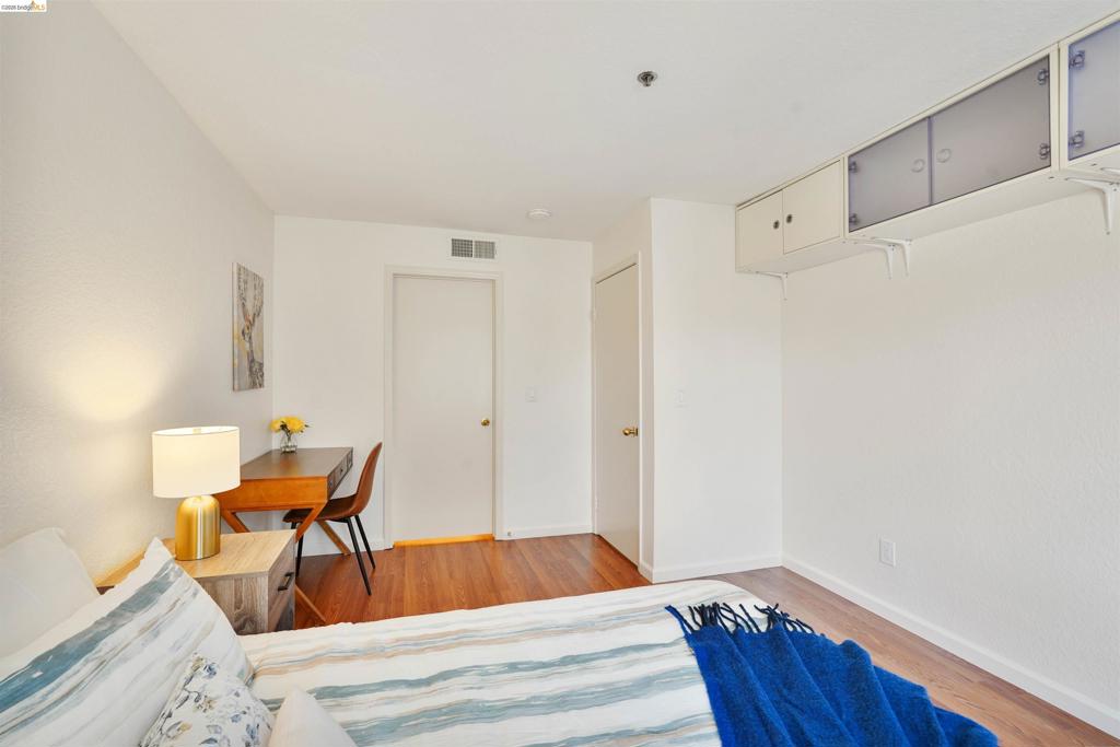 535 Pierce St 3301 Property Photo 16