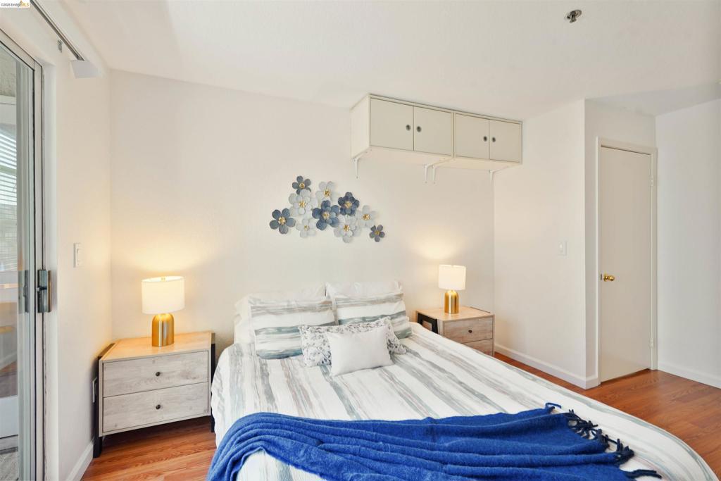 535 Pierce St 3301 Property Photo 17