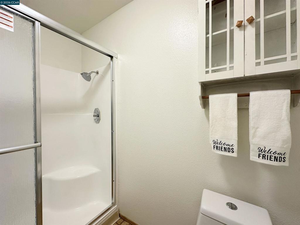 4864 Shadowfalls Dr Property Photo 28