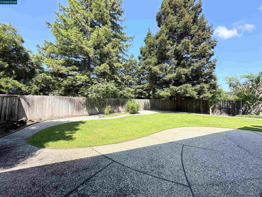 4864 Shadowfalls Dr Property Photo 30