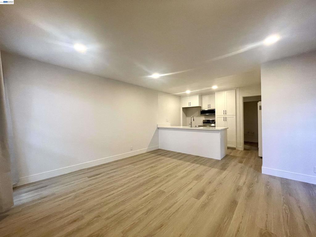 1428 MADISON ST #104 Property Photo 1