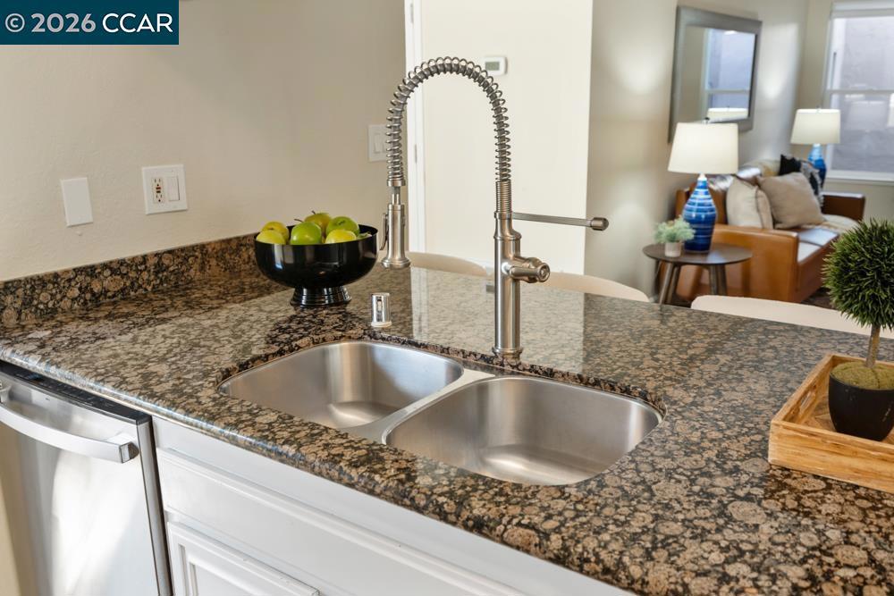 1394 Morning View Ct Property Photo 11