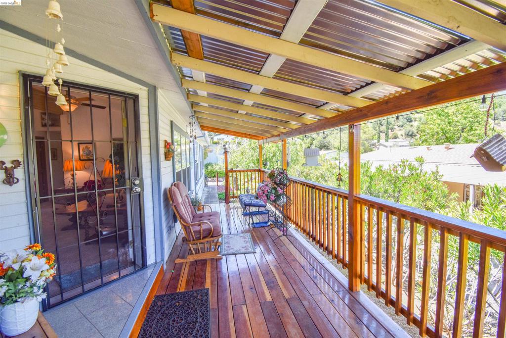 18717 Mill Villa Rd. #405 Property Photo 4