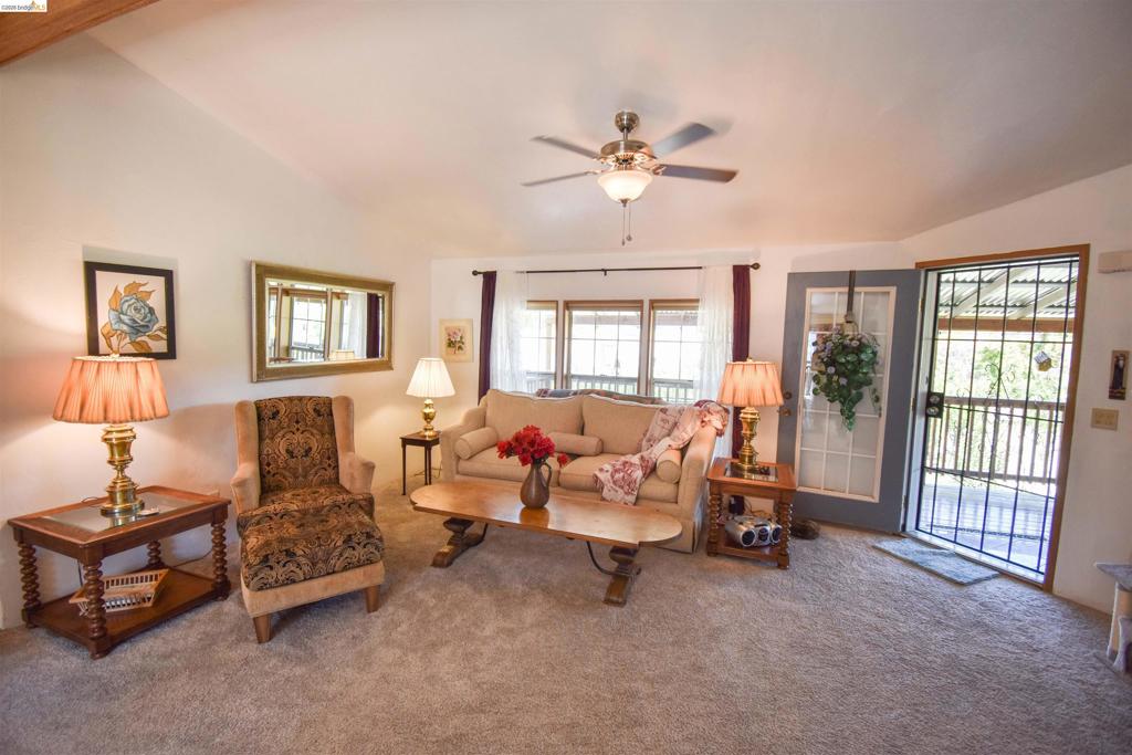 18717 Mill Villa Rd. #405 Property Photo 6