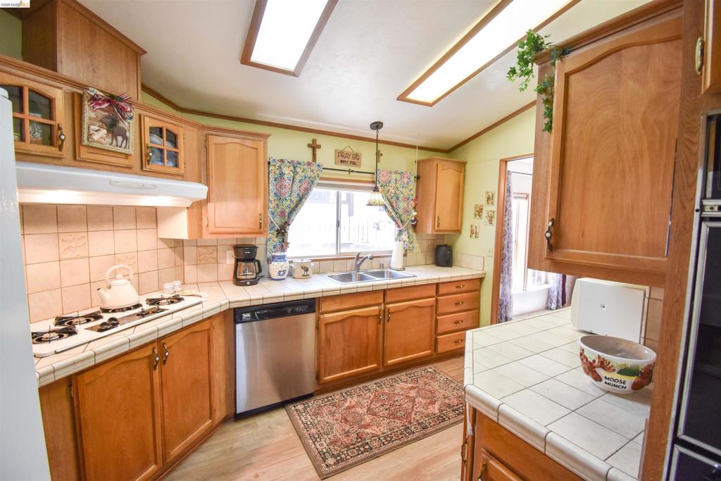 18717 Mill Villa Rd. #405 Property Photo 11