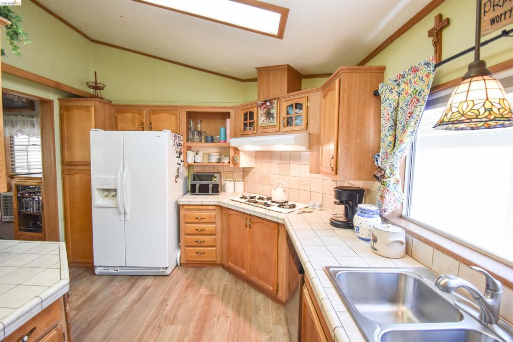 18717 Mill Villa Rd. #405 Property Photo 13