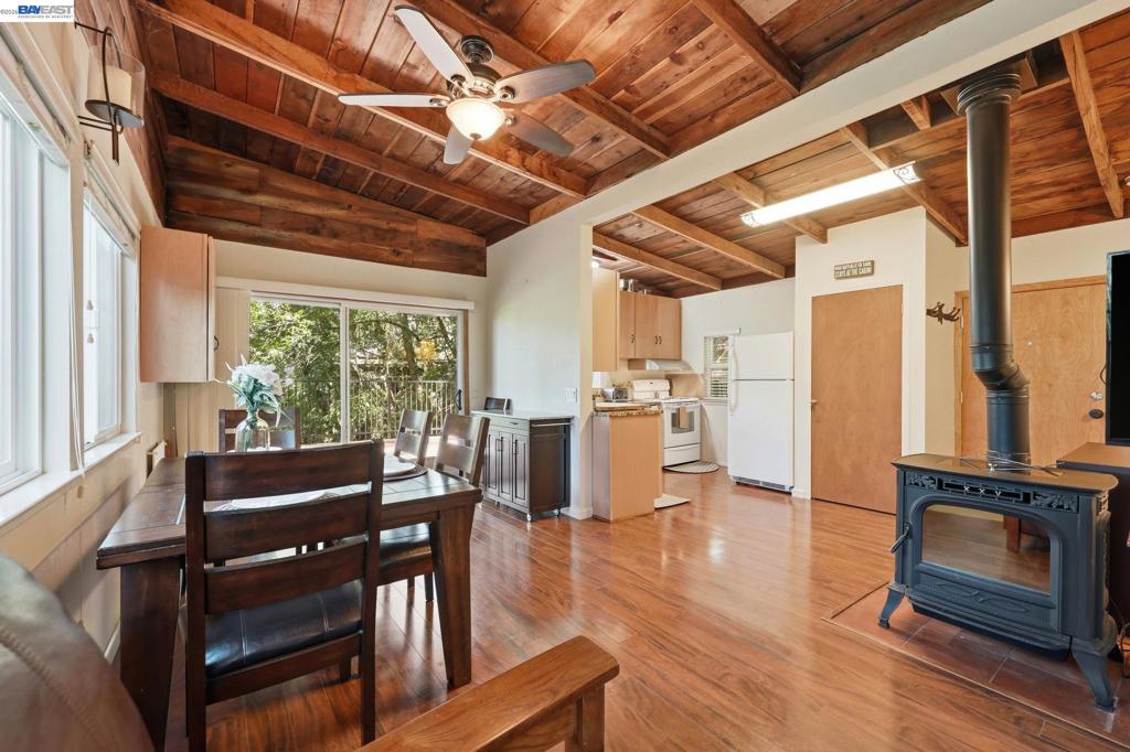 11700 Oak Rd Property Photo 1