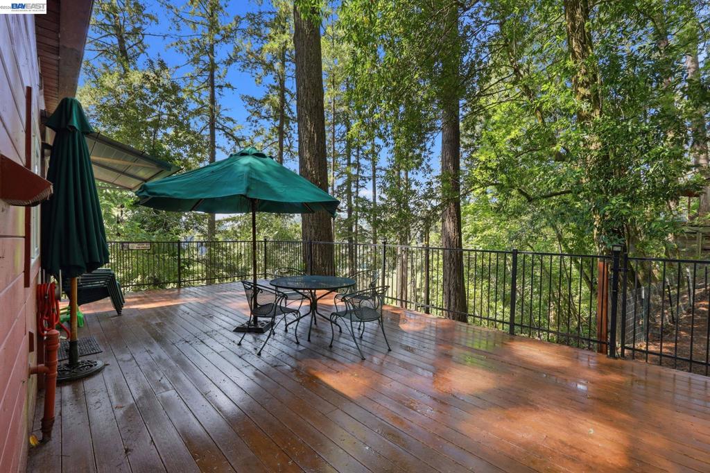 11700 Oak Rd Property Photo 13