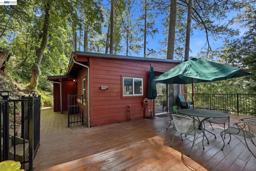 11700 Oak Rd Property Photo 15