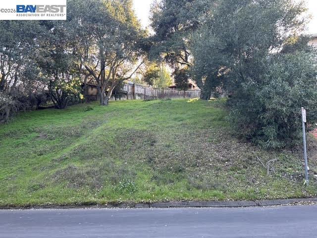 Morse Ave Property Photo 2