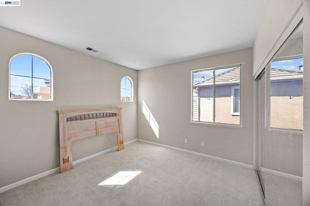 37338 Fowler St Property Photo 29