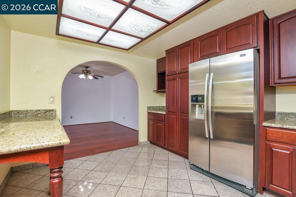 65 Edgewater Pl Property Photo 14