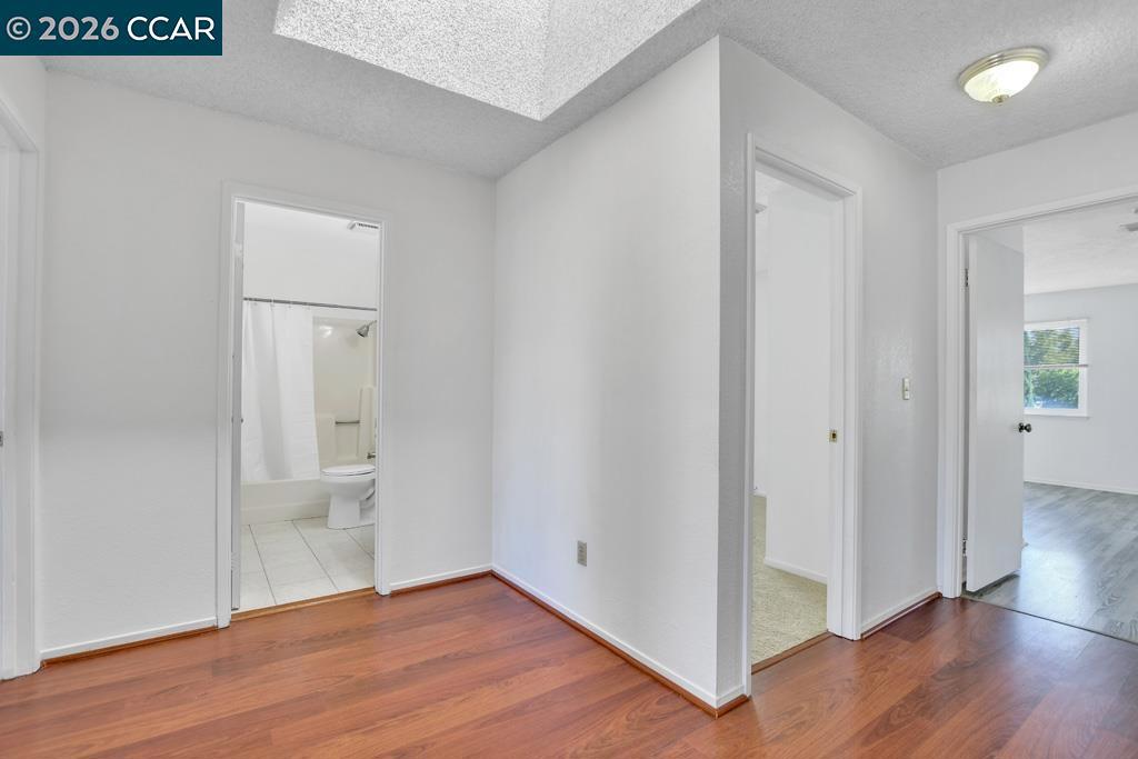 65 Edgewater Pl Property Photo 16