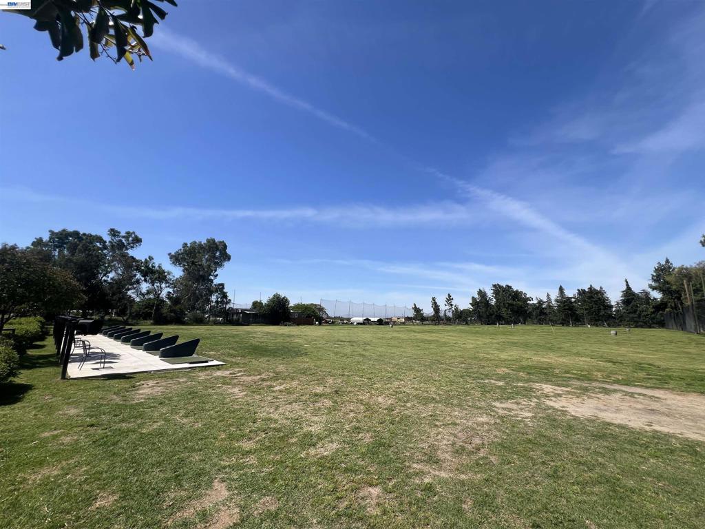 17051 Escalon Bellota Rd Property Photo 5