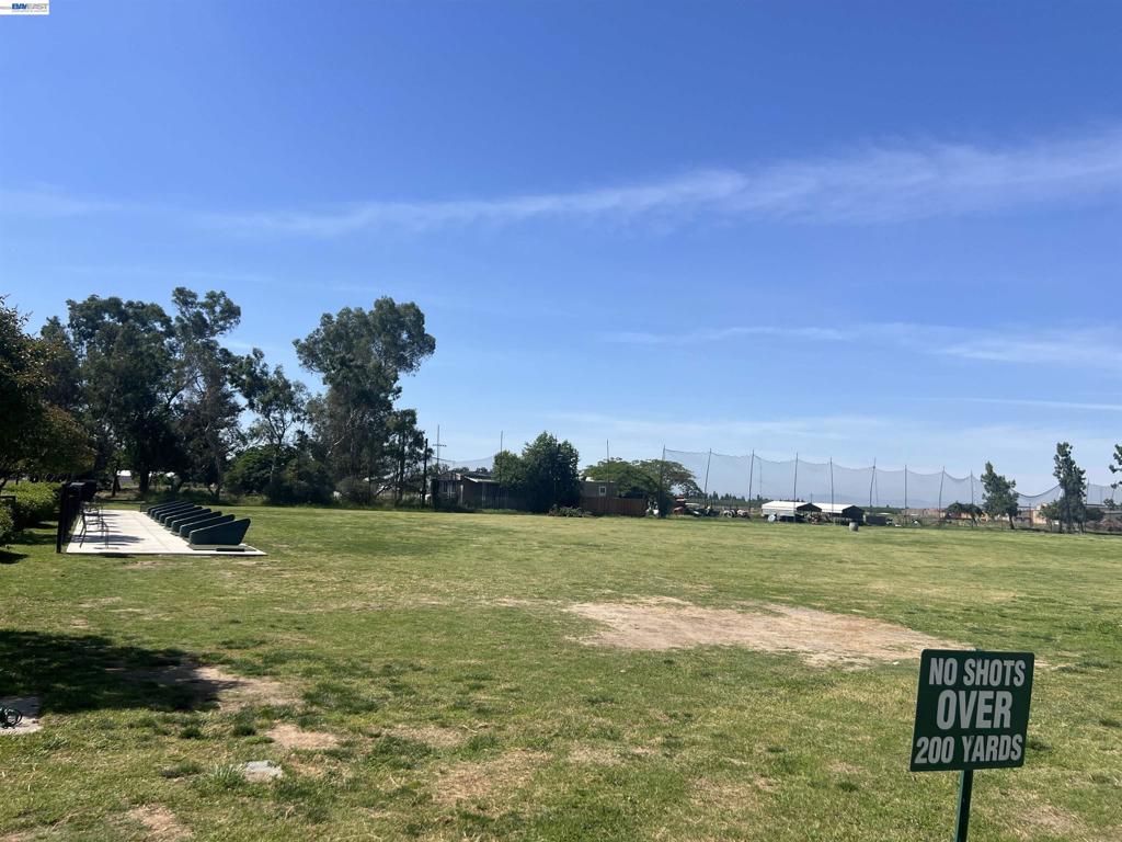17051 Escalon Bellota Rd Property Photo 6