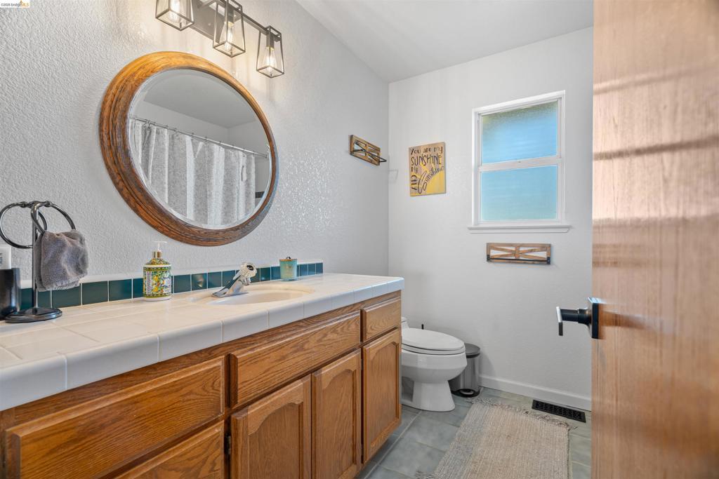 3589 Pardee Property Photo 41